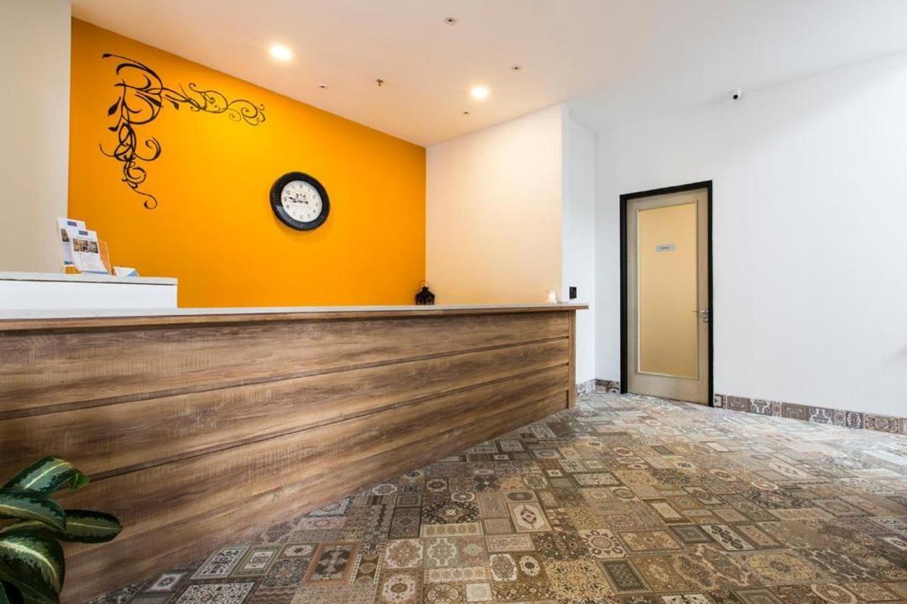 Sparks Odeon Sukabumi, Artotel Curated Exteriör bild