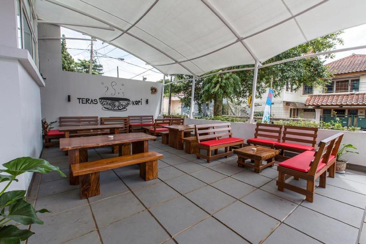 Sparks Odeon Sukabumi, Artotel Curated Exteriör bild