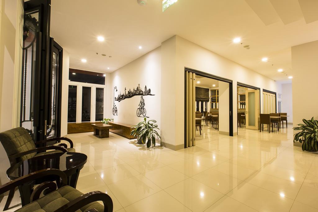 Sparks Odeon Sukabumi, Artotel Curated Exteriör bild