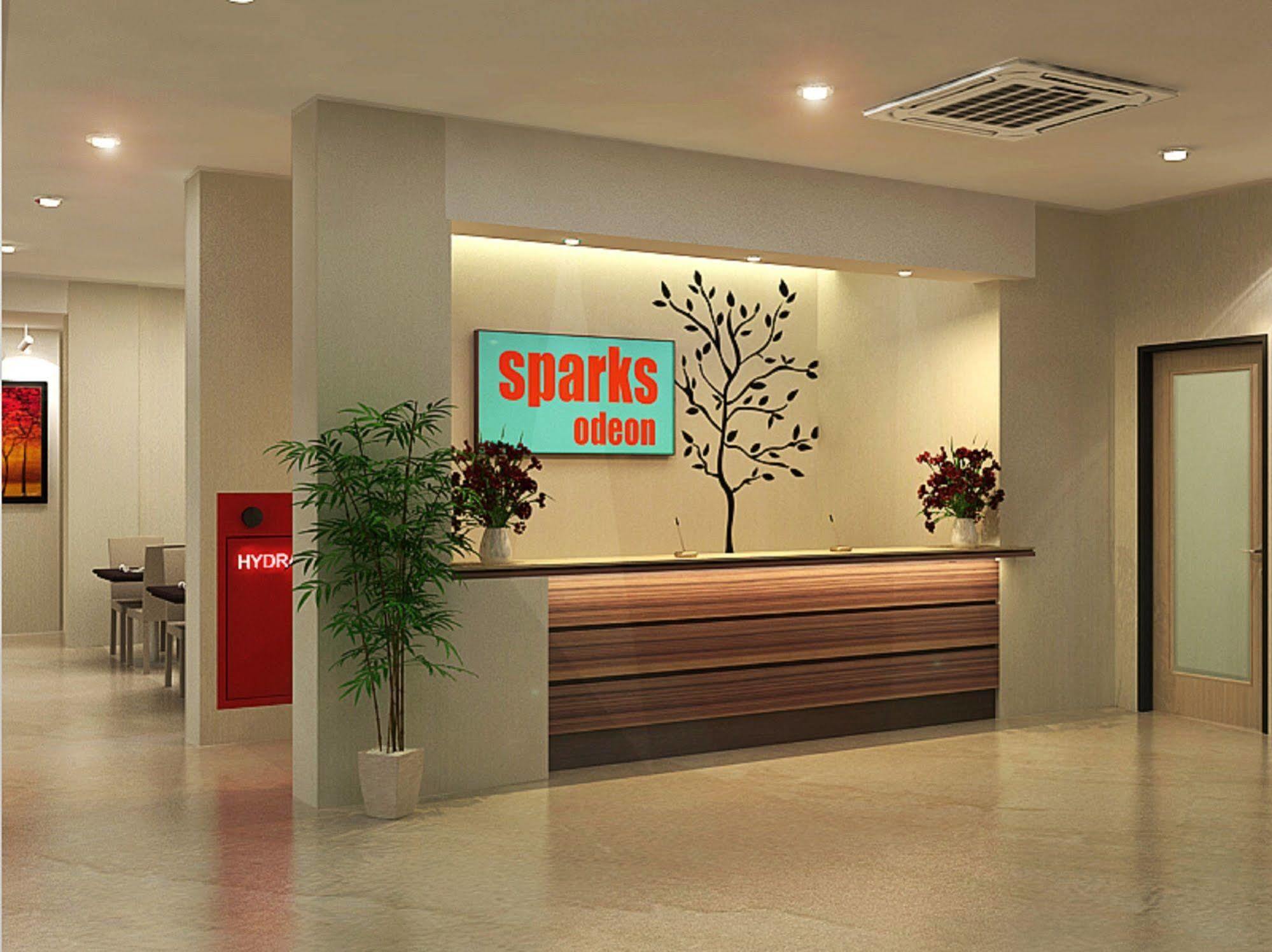 Sparks Odeon Sukabumi, Artotel Curated Exteriör bild